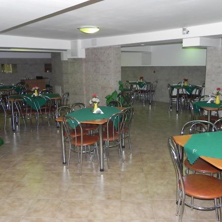 קלוז'-נאפוקה Hotel Zimbru מראה חיצוני תמונה