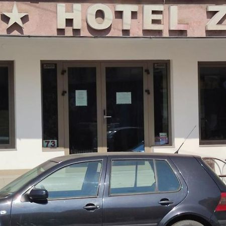 קלוז'-נאפוקה Hotel Zimbru מראה חיצוני תמונה